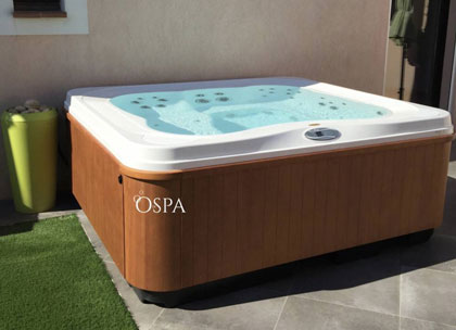 Spa Jacuzzi® PROFILE 5-6 PLACES